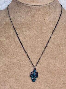 Vintage Southwest Turquoise Blue Pendant Necklace Boho Western Jewelry
